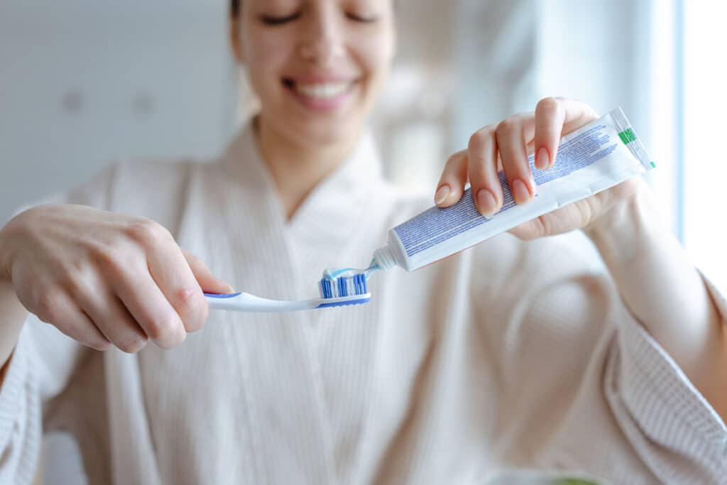 At-Home Whitening vs. In-Office Whitening in Jonesborough: Key Differences